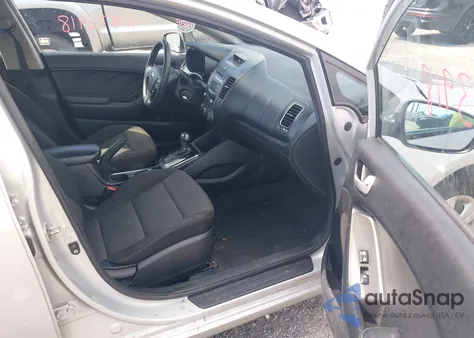 2017 Kia Forte Lx из США, поврежденный, VIN 3KPFK4A74HE062303